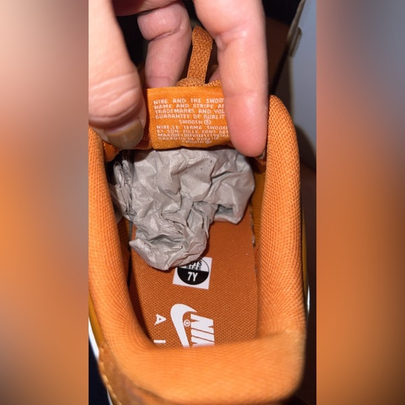 Nike (GS) Air Force 1 LV8 2 Monarch/Sail- 7Y/W8.5 - Picture 11 of 15